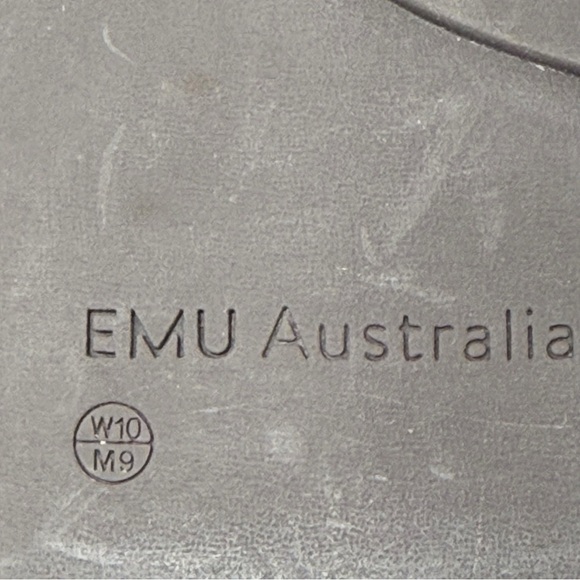 Women's EMU Australia pioneer dark green suede waterproof deluxe wool boots - Picture 12 of 16